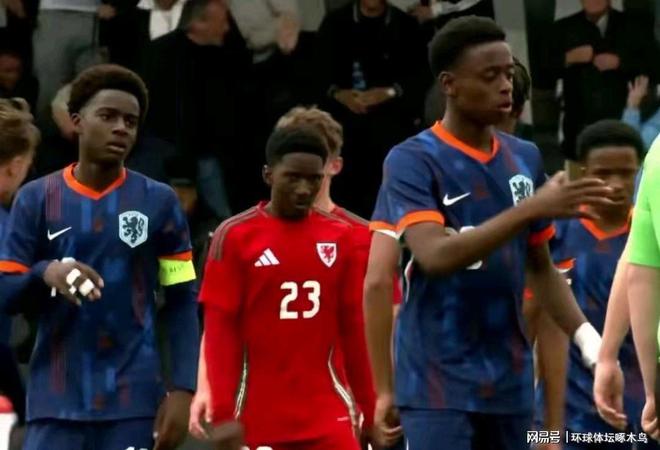 关于威尔士队以惊人比分大胜白俄罗斯，提升信心的信息